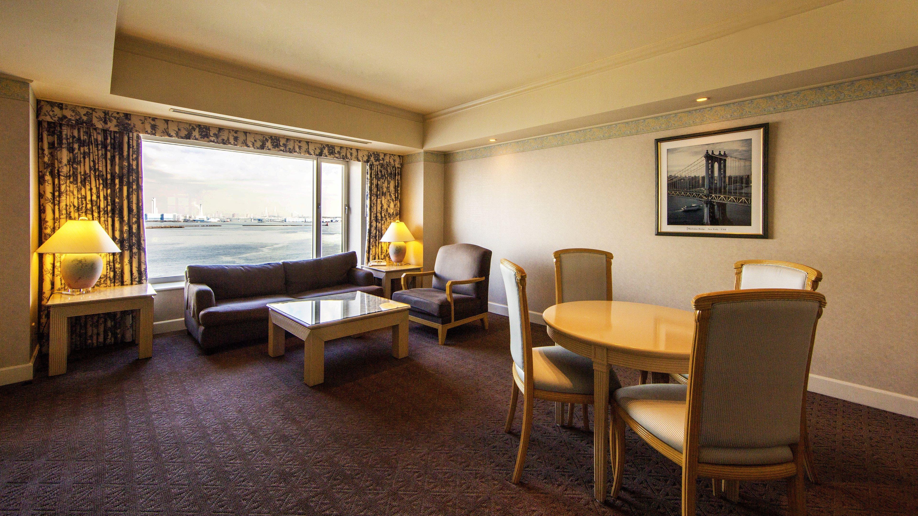 Intercontinental Yokohama Grand By Ihg Hotel Kültér fotó A suite at the Hilton Tokyo