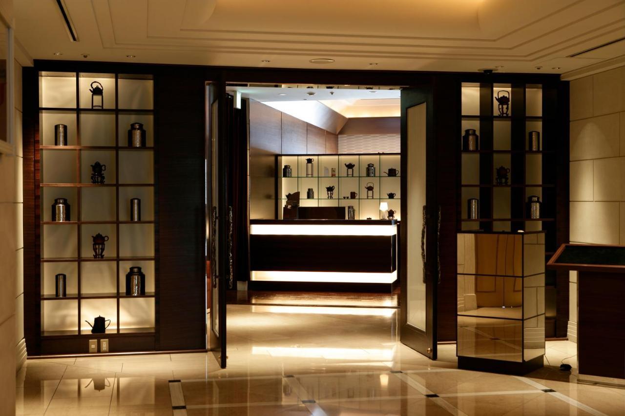 Intercontinental Yokohama Grand By Ihg Hotel Kültér fotó Entrance to the spa at The Peninsula, Hong Kong