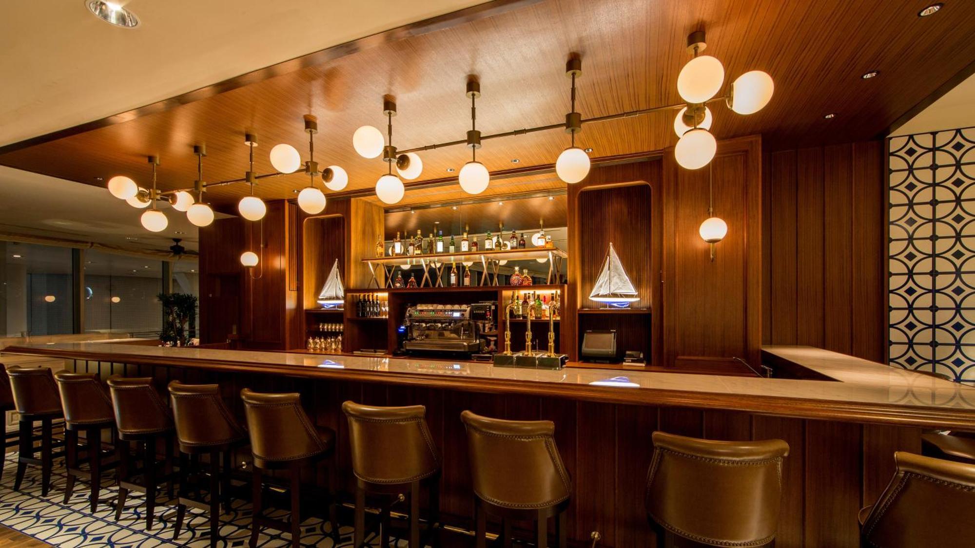 Intercontinental Yokohama Grand By Ihg Hotel Kültér fotó The bar at the Standard East Village